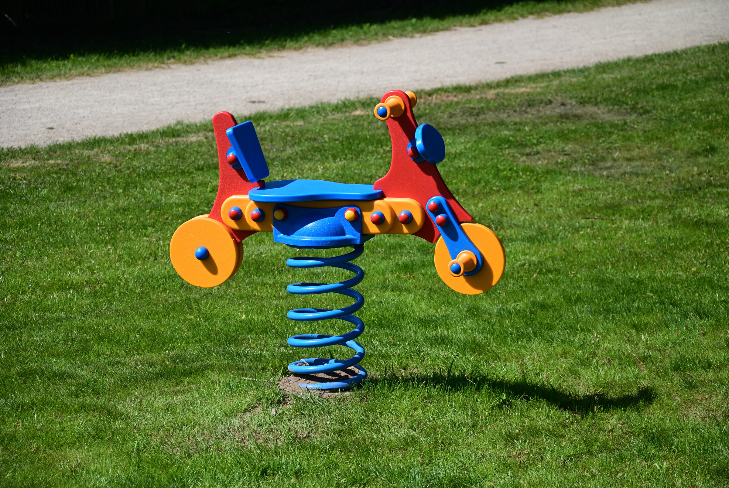 Feder-Chopper aus PE-Platten, komplett (Oberteil, Feder, Untergestell)