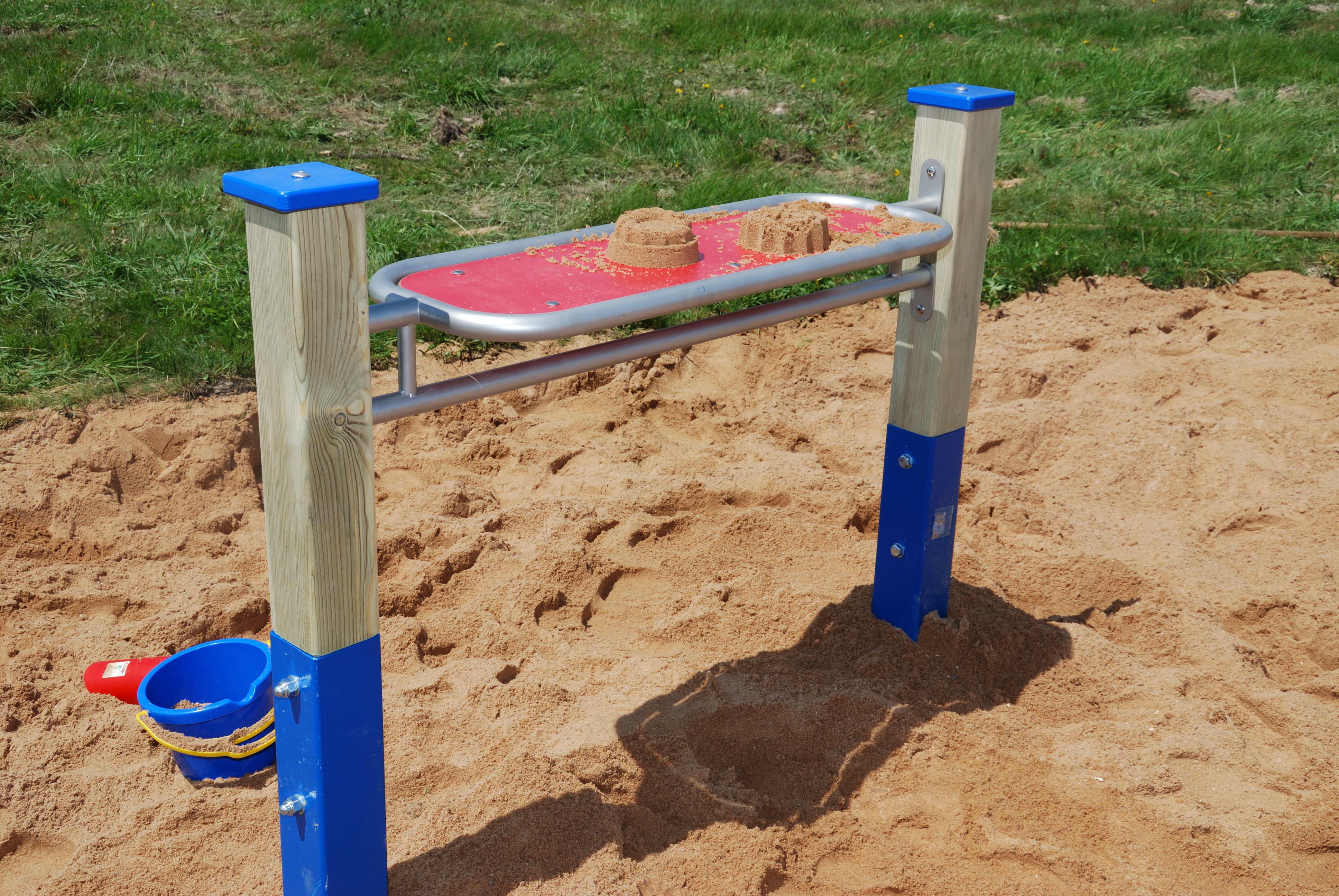 Sandspieltheke 100 mit Standpfosten