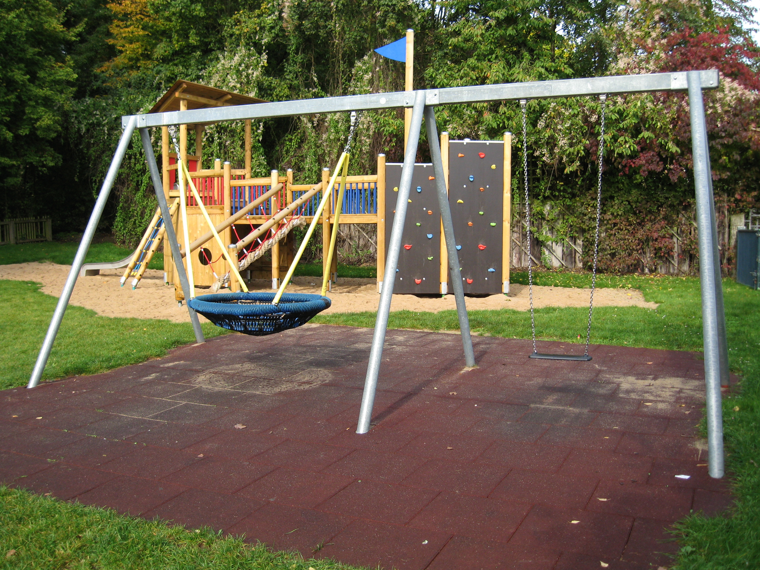 Nestschaukel mit 1-Sitzer-Schaukel, verzinkt - Gliedermatte - 1xGummischaukelsitz