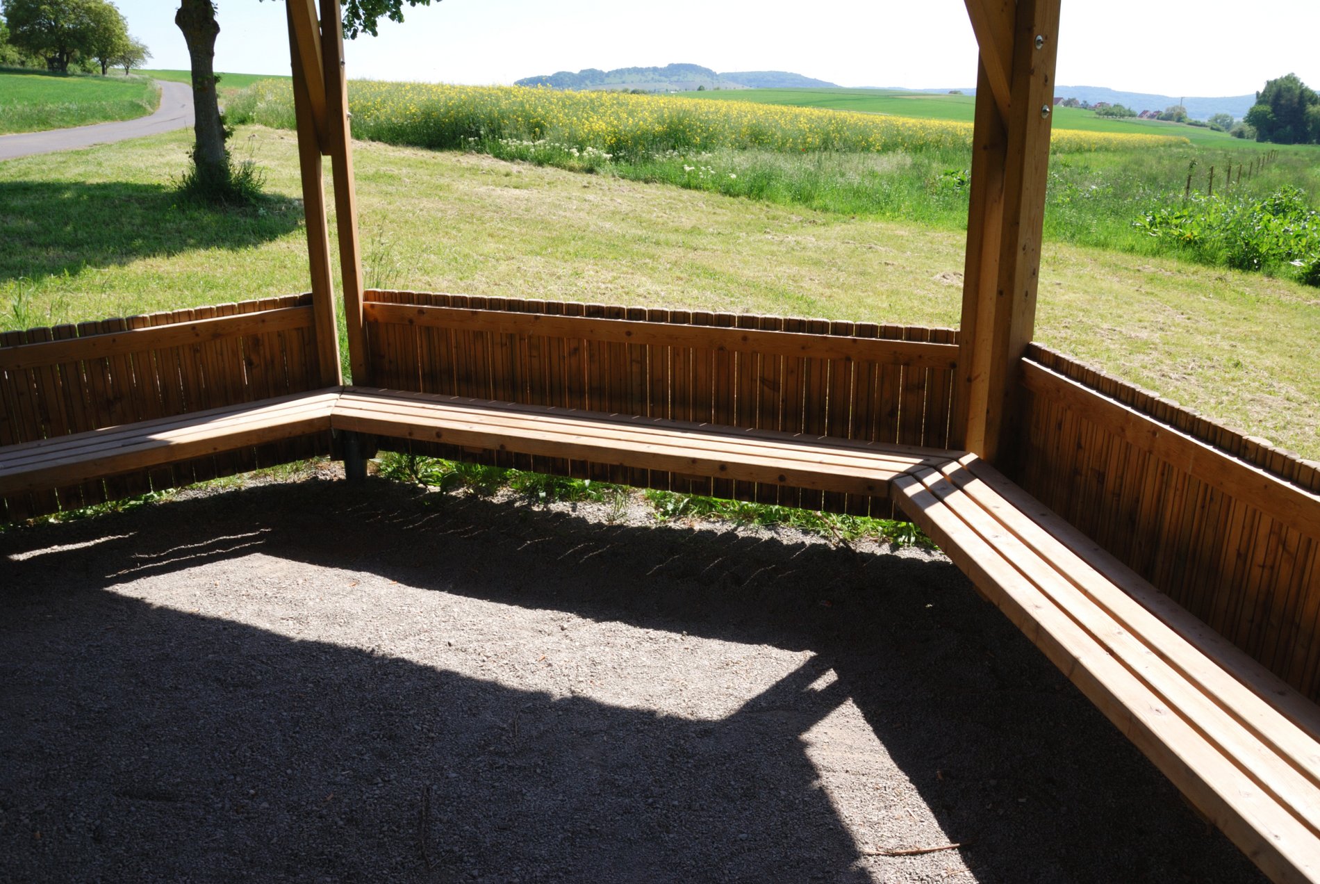 Pavillon Sechseck mit Brüstungen