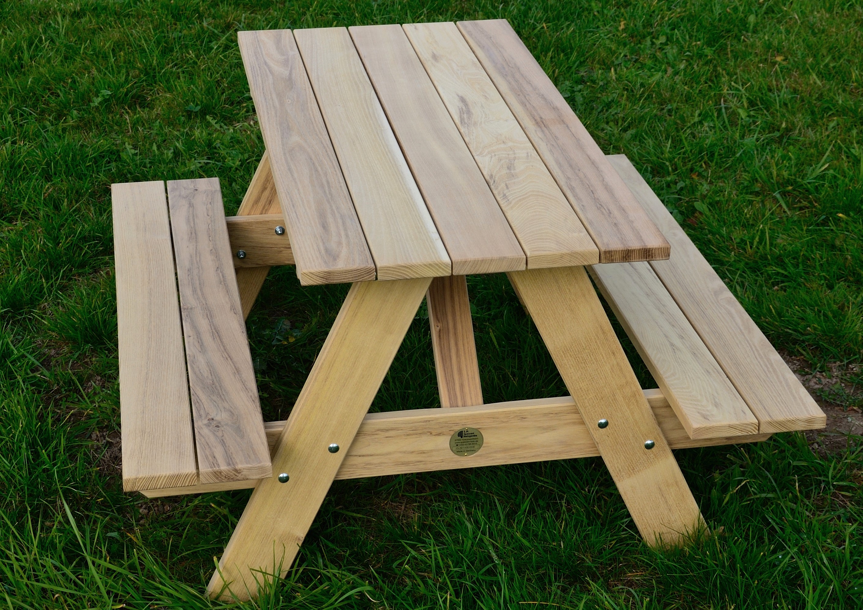 Kindersitzgruppe "Oskar" Bausatz aus Robinienholz