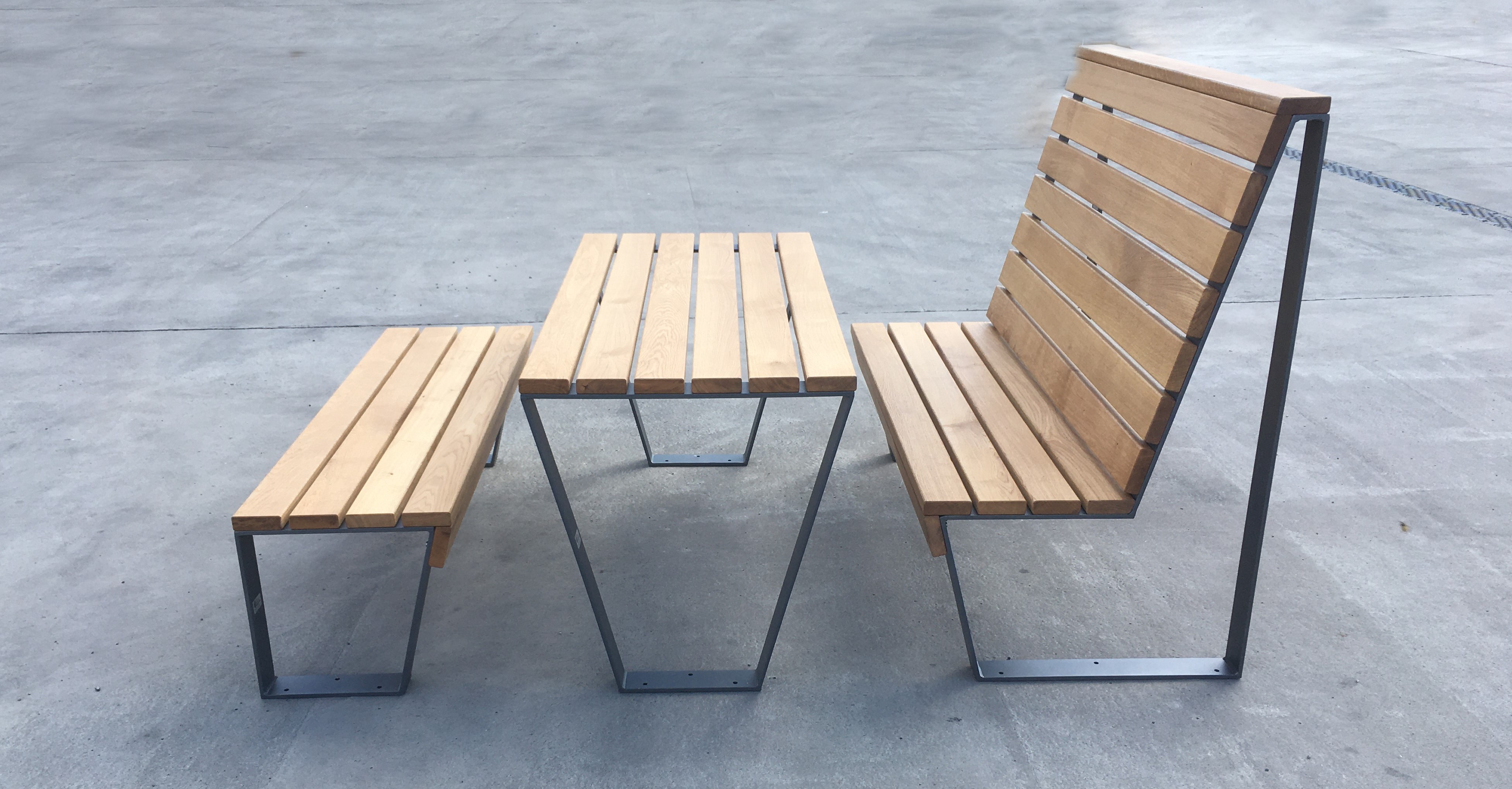 Sitzgruppe "Holz-klasse!"