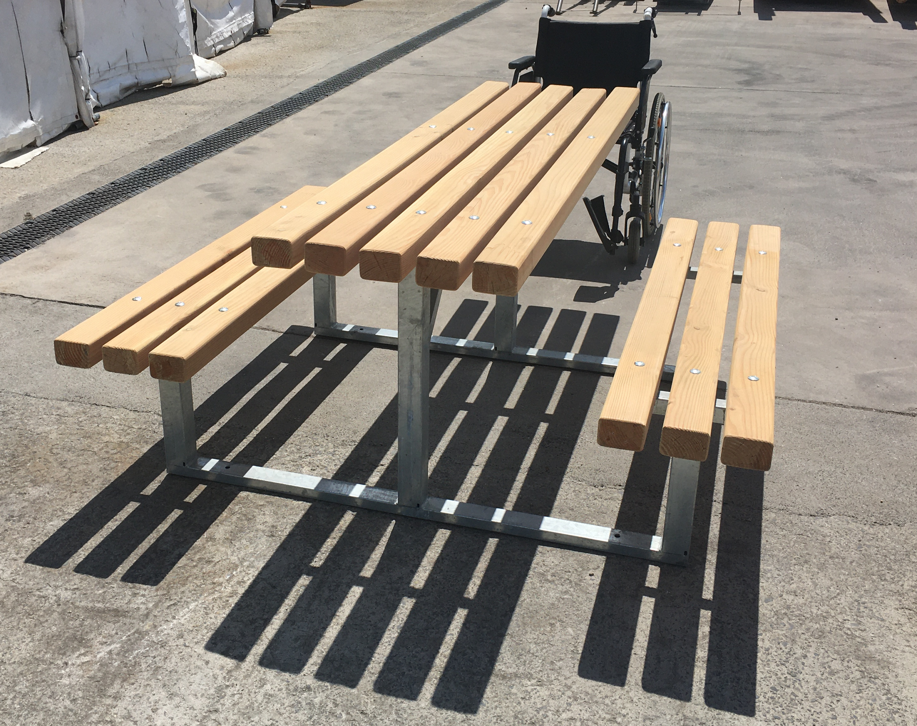 Kompakt-Sitzgruppe integrativ