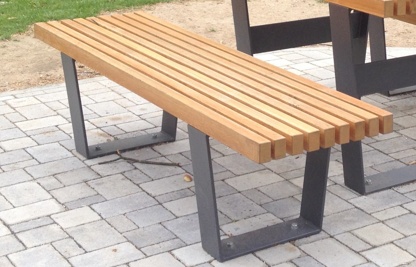 Bank "Mosel" ohne Lehne, Bankauflage Eiche