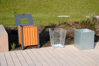 Vorschau: Abfallbehälter mit Eichenholz-Verkleidung - Zubehör Abfalleinsätze aus Stahlblech oder Drahtgitter Vorschau: Abfallbehälter mit Eichenholz-Verkleidung - Zubehör Abfalleinsätze aus Stahlblech oder Drahtgitter